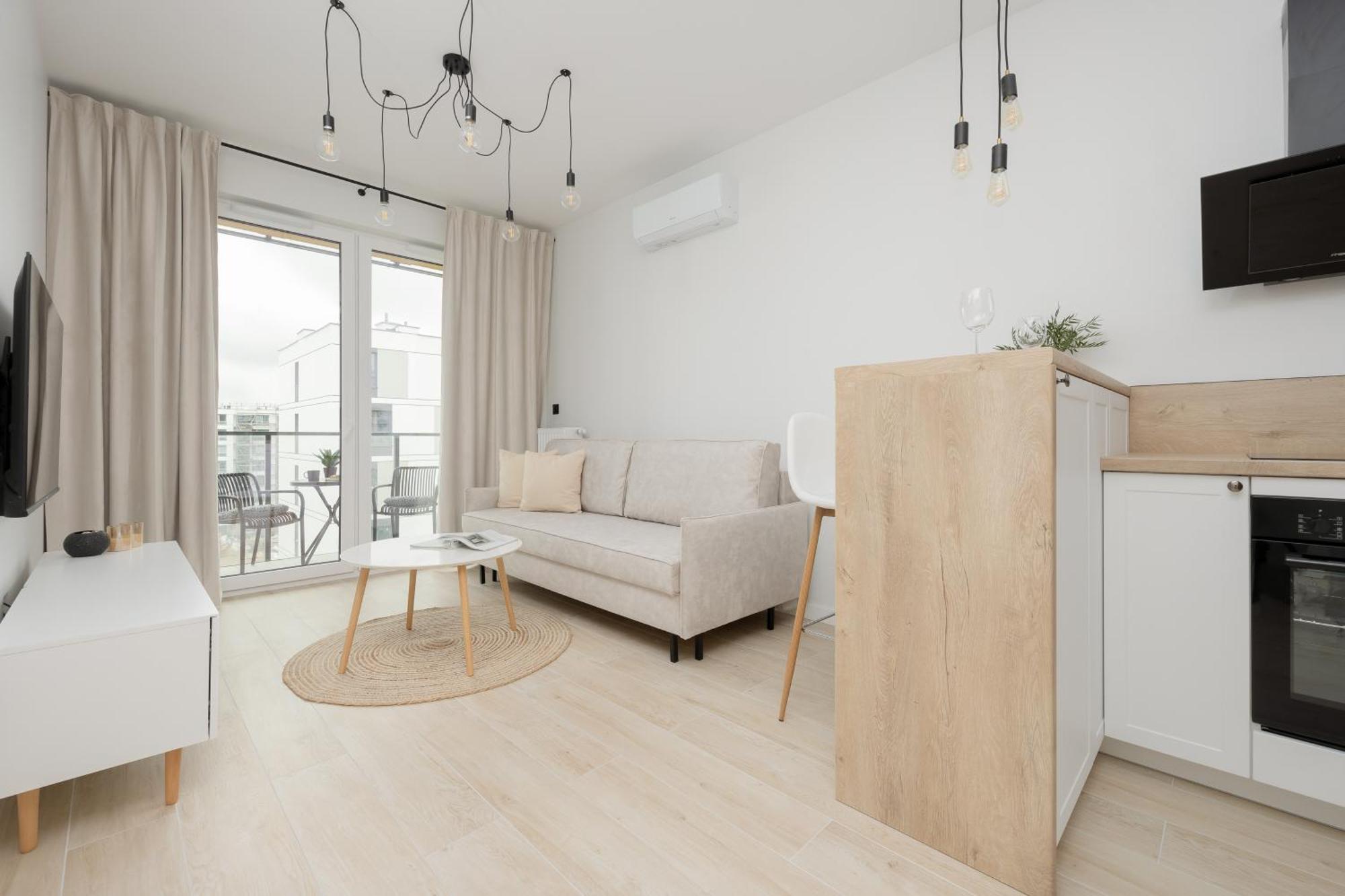 Stylish Apartments With Parking By Noclegi Renters Варшава Екстериор снимка